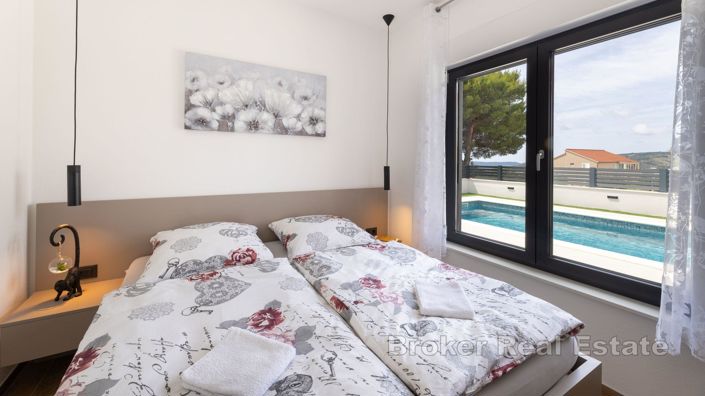 Image No.10-Villa de 5 chambres à vendre à Trogir