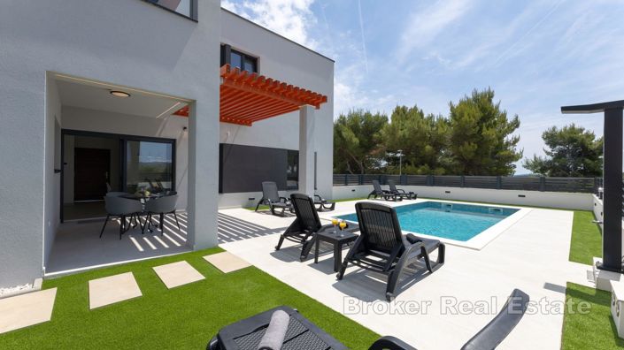 Image No.3-Villa de 5 chambres à vendre à Trogir