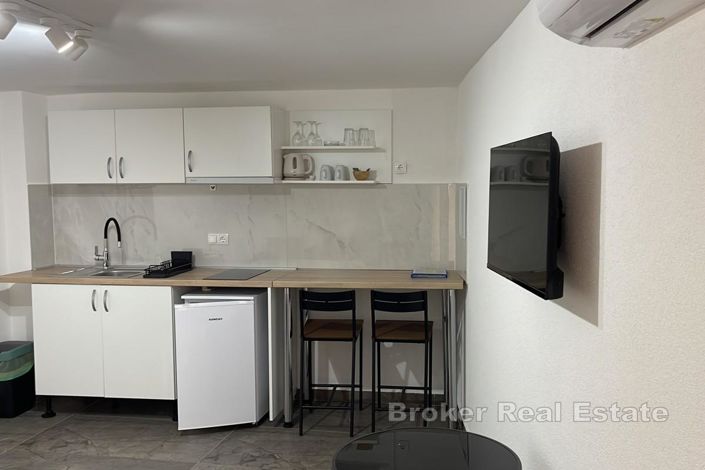 Image No.4-8 Bed Villa for sale