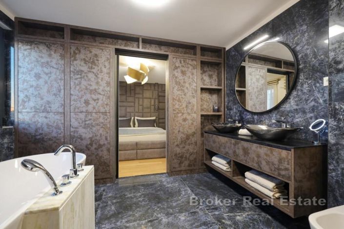 Image No.8-Appartement de 4 chambres à vendre à Sukošan