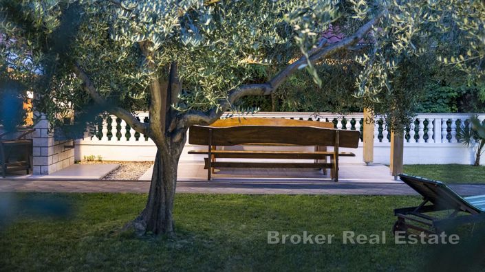 Image No.20-6 Bed Villa for sale