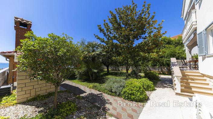 Image No.8-6 Bed Villa for sale