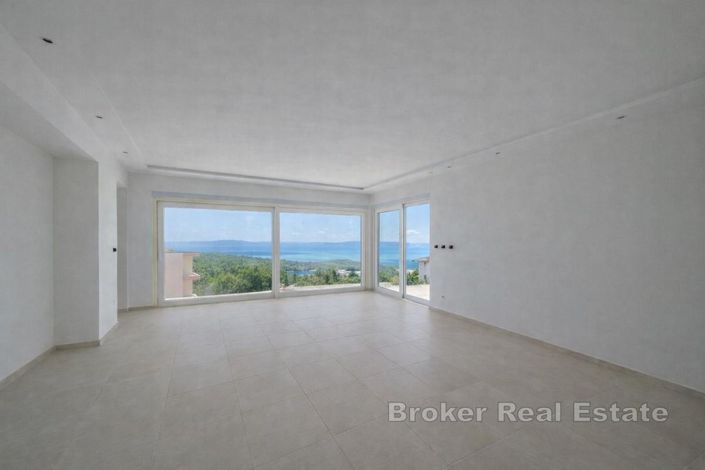 Image No.10-3 Bed Apartment for sale