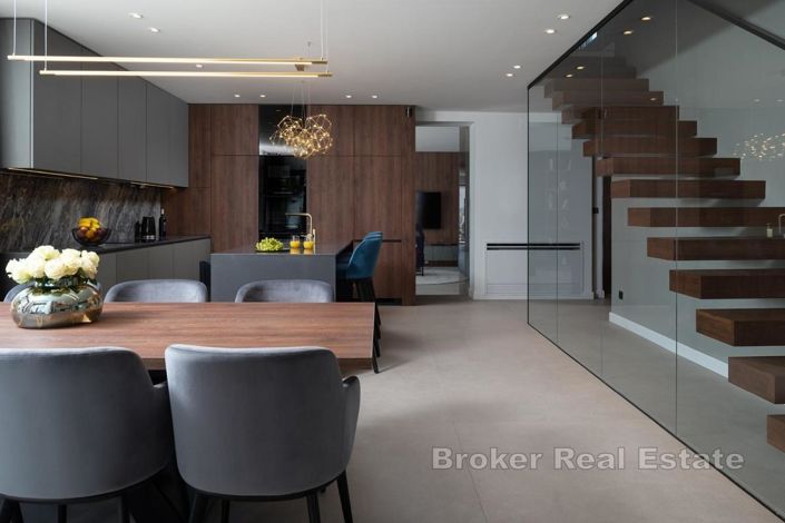 Image No.14-4 Bed Villa for sale