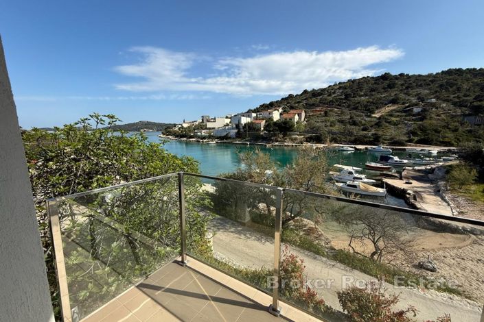 Image No.2-Villa de 5 chambres à vendre à Rogoznica