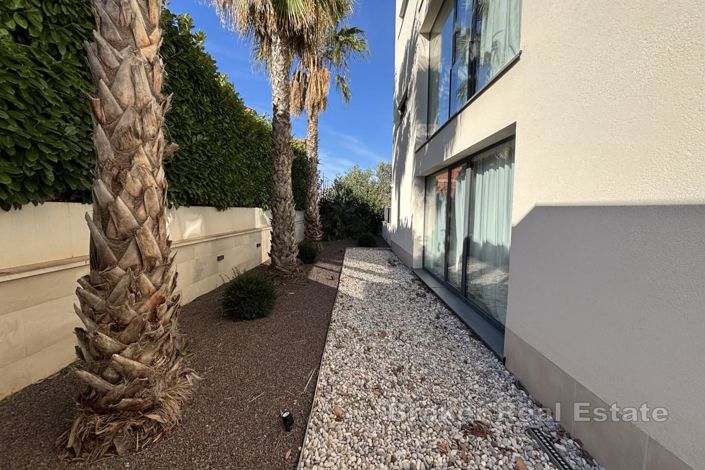 Image No.20-Villa de 4 chambres à vendre à Ciovo