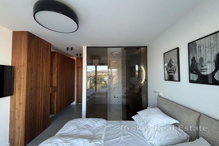 Image No.9-Villa de 4 chambres à vendre à Ciovo