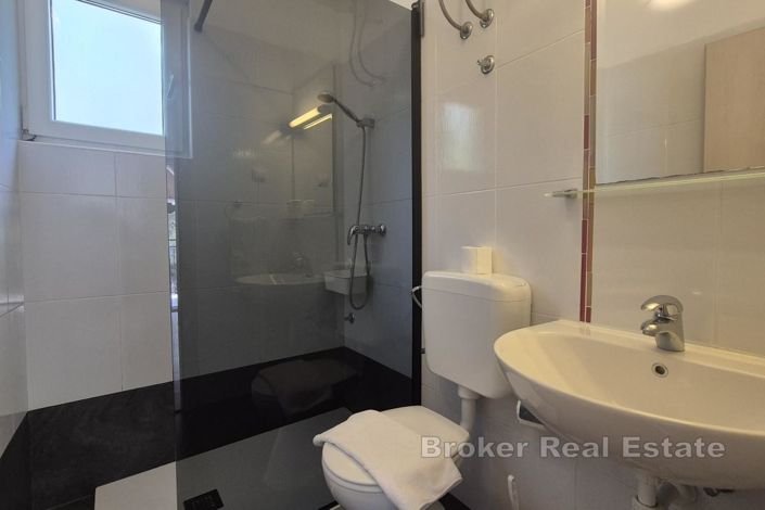 Image No.15-11 Bed Villa for sale