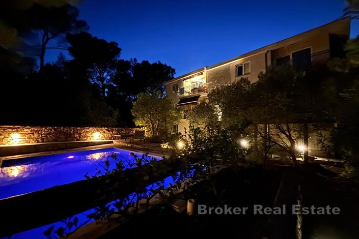 Image No.24-11 Bed Villa for sale