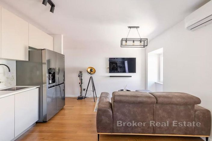 Image No.2-Appartement de 3 chambres à vendre à Split