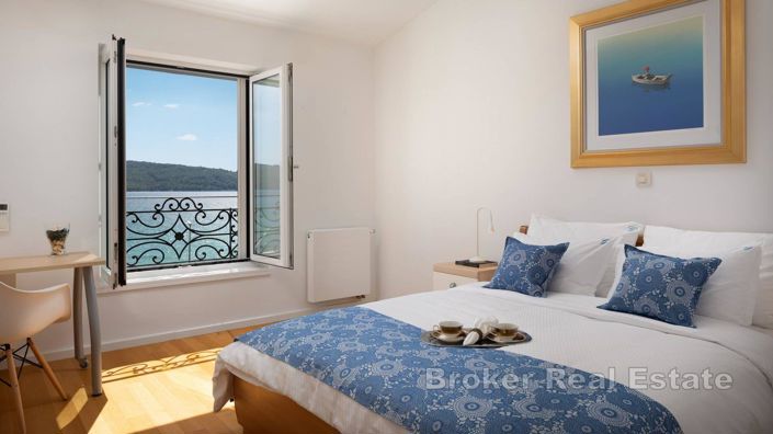 Image No.16-7 Bed Villa for sale