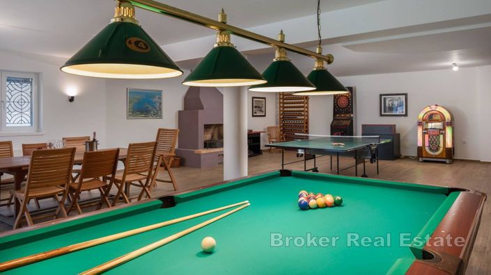 Image No.21-7 Bed Villa for sale