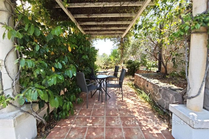 Image No.20-9 Bed Villa for sale