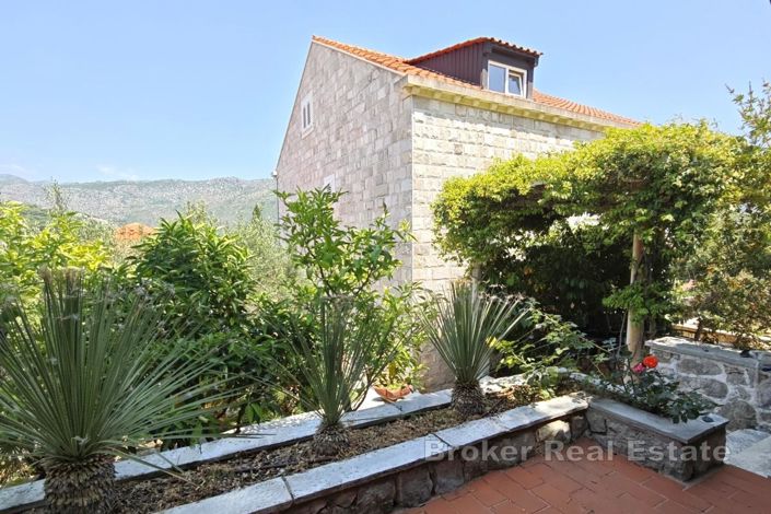 Image No.21-9 Bed Villa for sale