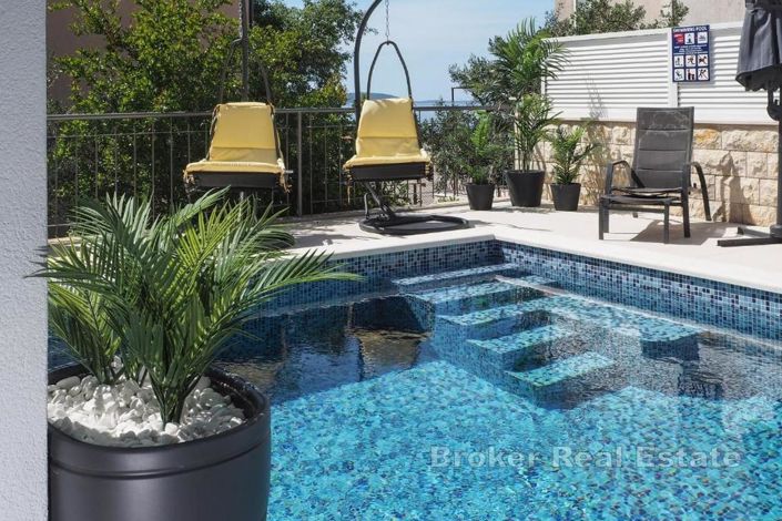 Image No.15-Villa de 14 chambres à vendre à Ciovo