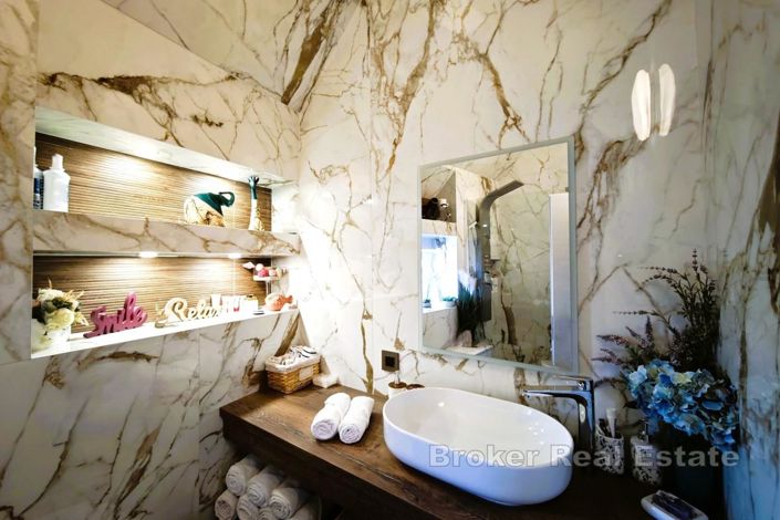 Image No.15-3 Bed Villa for sale