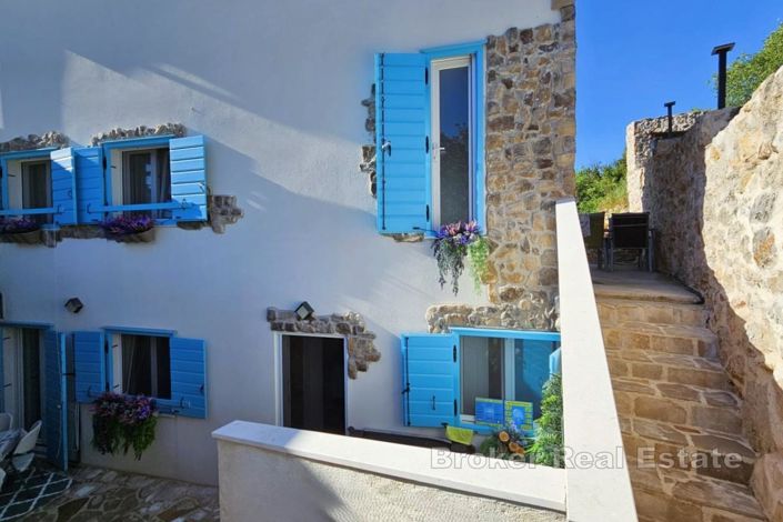 Image No.2-3 Bed Villa for sale