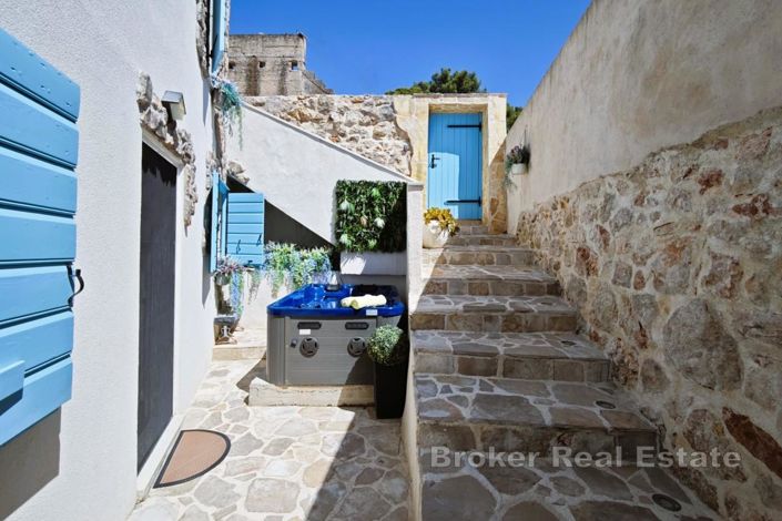 Image No.3-3 Bed Villa for sale