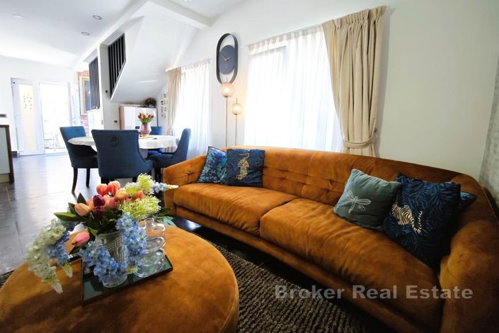 Image No.9-3 Bed Villa for sale