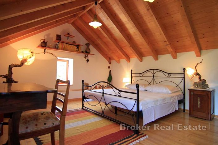 Image No.9-3 Bed Villa for sale