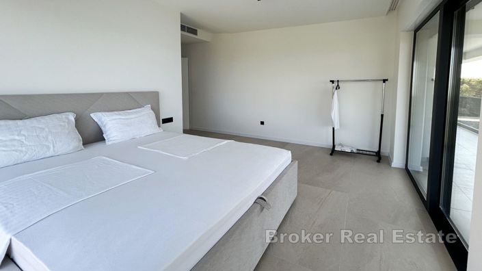 Image No.12-Villa de 4 chambres à vendre à Makarska