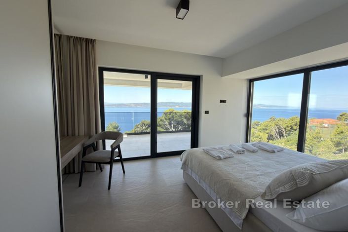 Image No.12-4 Bed Villa for sale