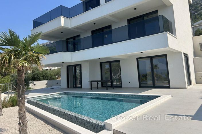 Image No.4-4 Bed Villa for sale