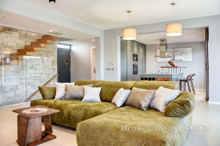 Image No.4-3 Bed Villa for sale