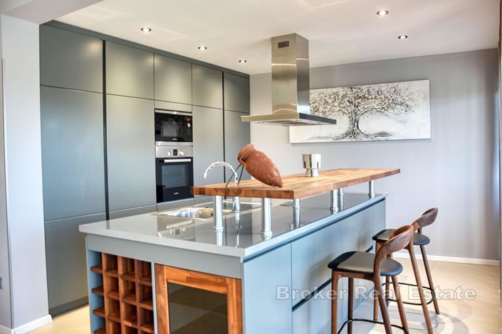 Image No.7-3 Bed Villa for sale