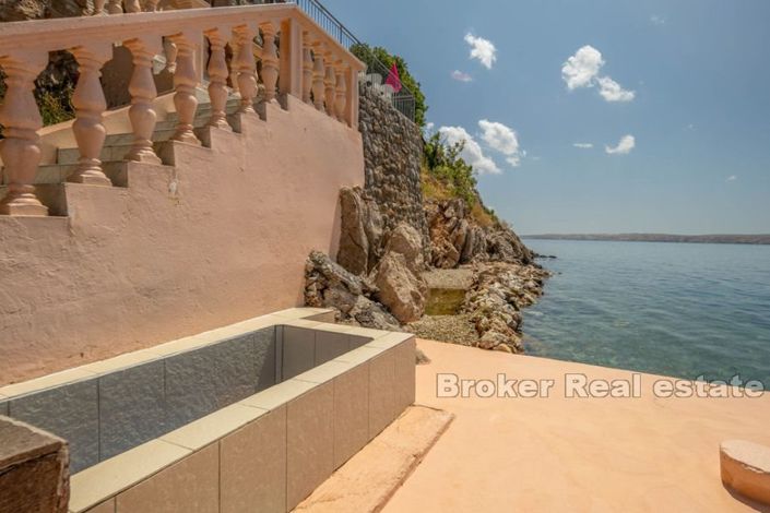 Image No.19-Villa de 5 chambres à vendre à Karlobag