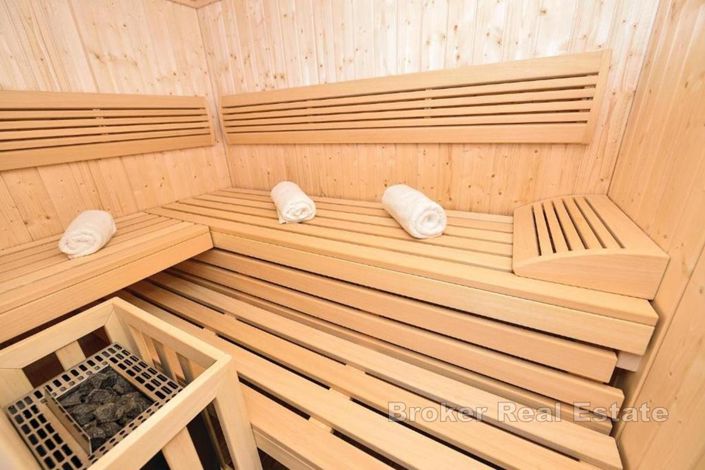 Image No.14-24 Bed Villa for sale