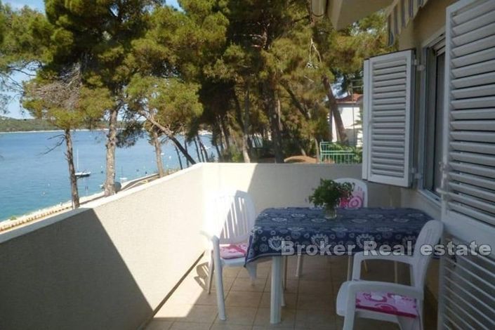 Image No.10-13 Bed Villa for sale