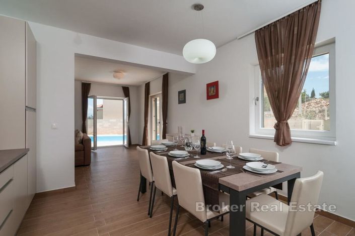 Image No.5-3 Bed Villa for sale