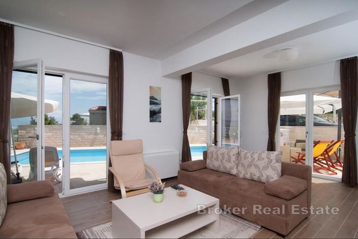 Image No.6-3 Bed Villa for sale