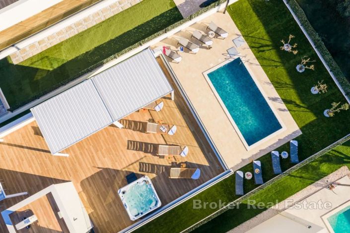 Image No.20-4 Bed Villa for sale