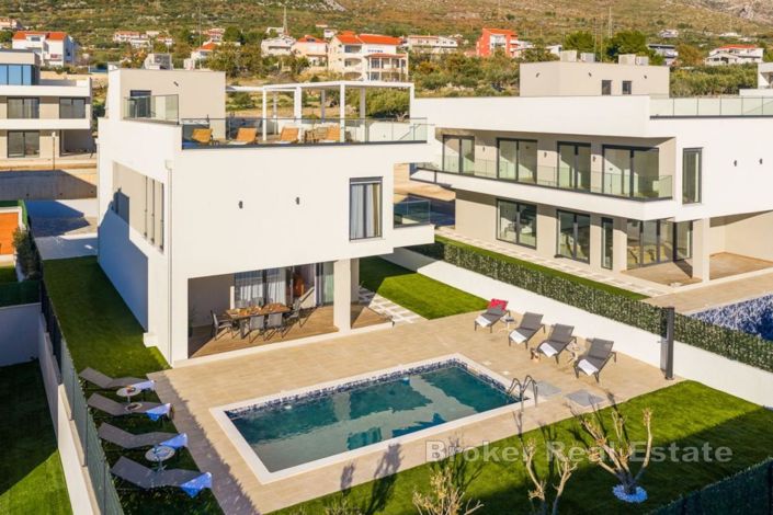 Image No.19-4 Bed Villa for sale