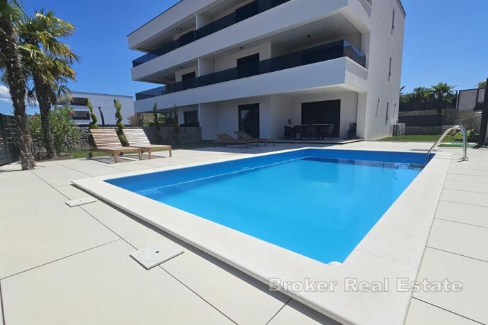 Image No.9-3 Bed Apartment for sale