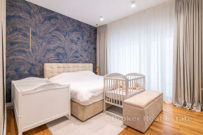 Image No.19-4 Bed Villa for sale