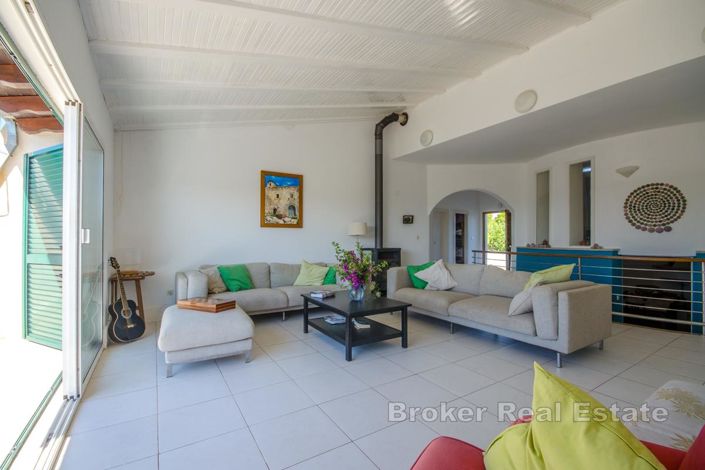 Image No.14-5 Bed Villa for sale