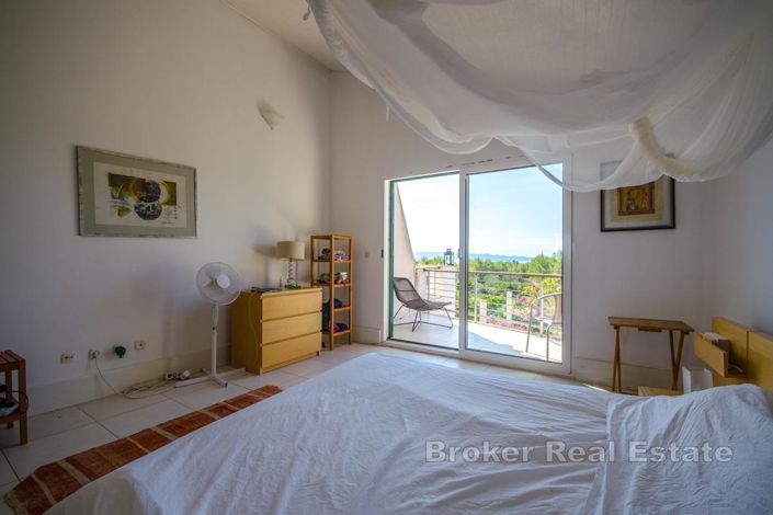 Image No.19-5 Bed Villa for sale