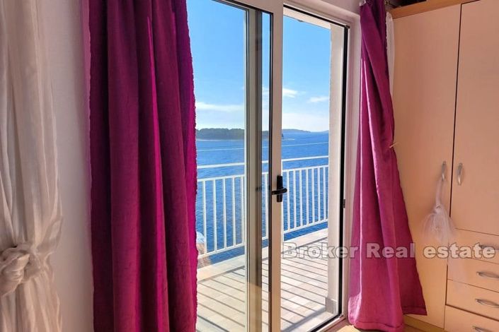 Image No.2-12 Bed Villa for sale