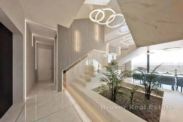 Image No.9-4 Bed Villa for sale