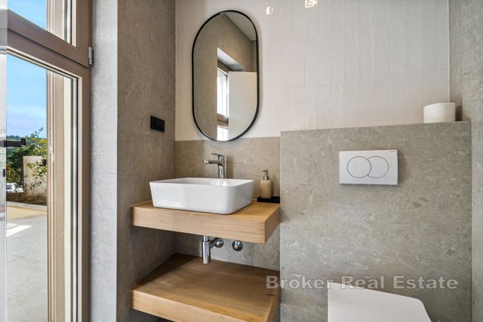 Image No.14-3 Bed Villa for sale