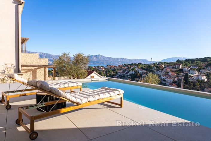 Image No.2-3 Bed Villa for sale