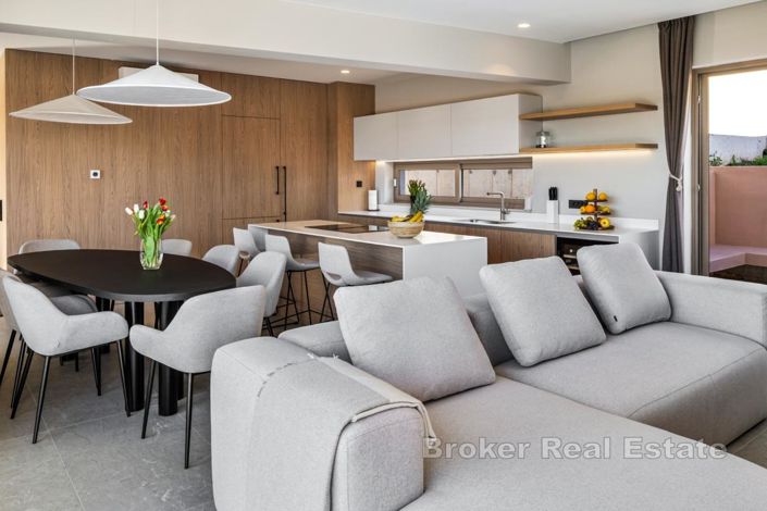 Image No.5-3 Bed Villa for sale