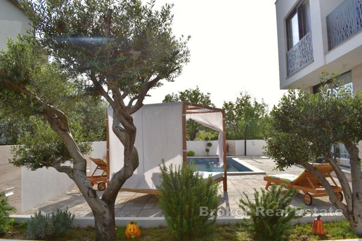 Image No.2-Villa de 3 chambres à vendre à Kaštel Stari