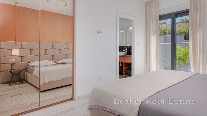 Image No.13-Villa de 4 chambres à vendre à Split