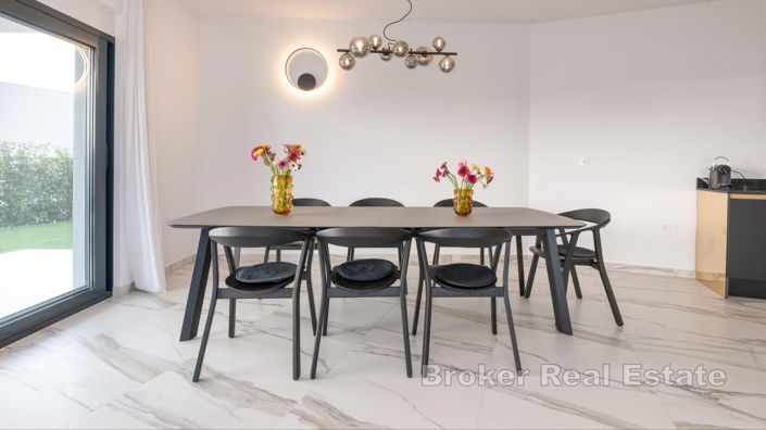 Image No.7-Villa de 4 chambres à vendre à Split