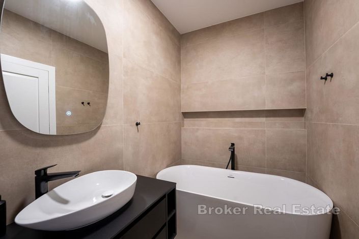 Image No.8-Villa de 4 chambres à vendre à Nin