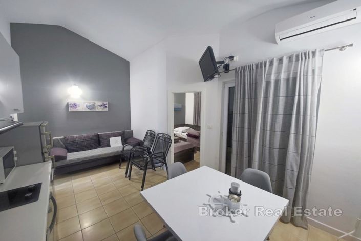 Image No.12-12 Bed Villa for sale